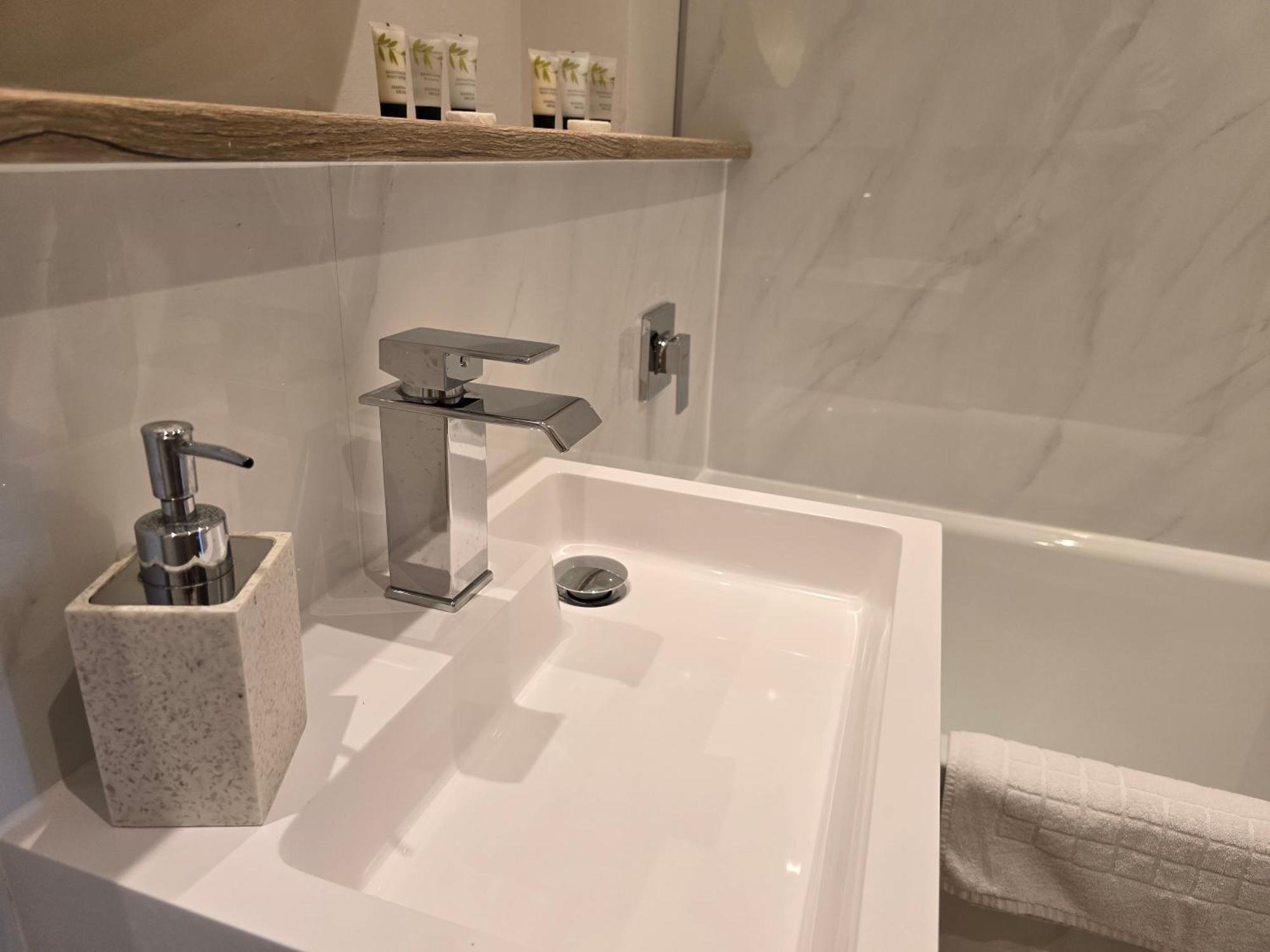 Cosy N Comfy Flat In Historic Heart Of Edinburgh Apartment Ngoại thất bức ảnh